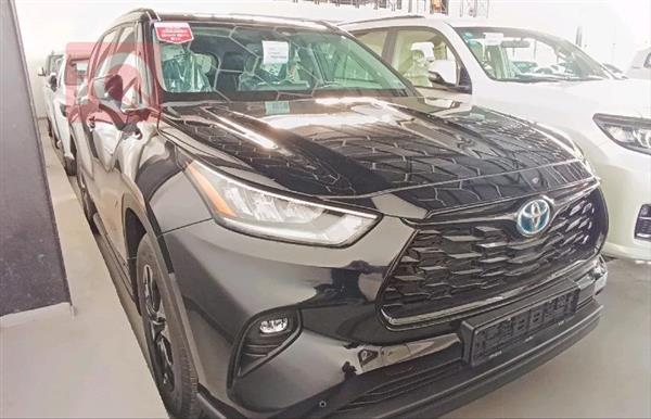 Toyota for sale in Iraq